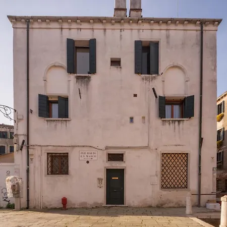 Ruga Bella Apartments R&R Venezia Esterno foto